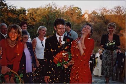 Überraschungen auf dem Weg zum Champagner-Empfang...