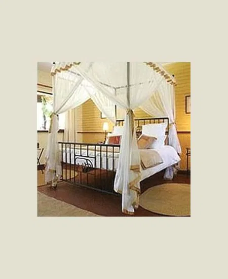 Genießen Sie die heimelige Atmosphäre
und ruhen Sie aus von der
langen Anreise. tansania-arusha-mount-meru-lodge-zimmer