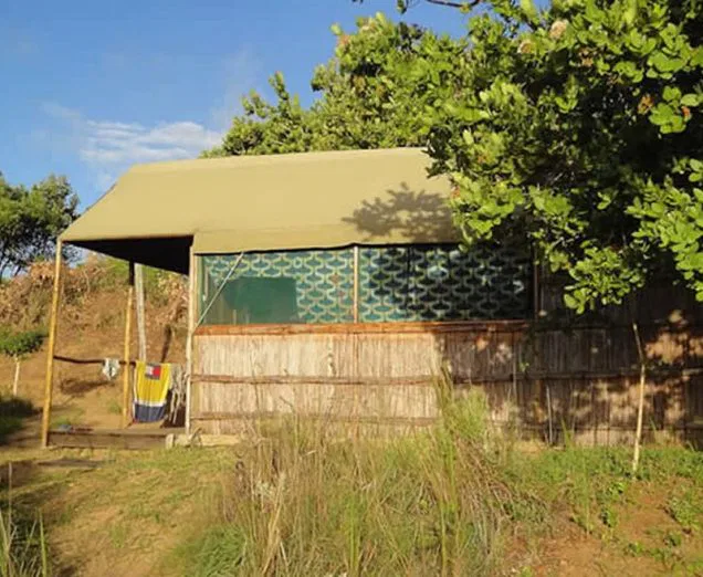 Ein Untekunfts-Beispiel: übernachtet wird in einfachen, sauberen Hütten oder Chalets.