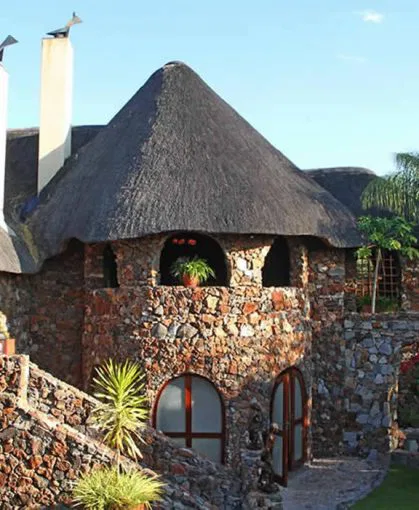 namibia-etosha-eagle-tented-lodge