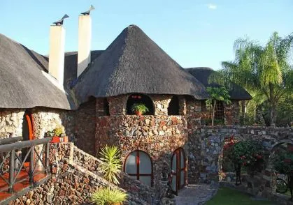 namibia-etosha-eagle-tented-lodge