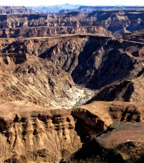 In regenreichen Jahren führt der Fisch-
Fluß durchaus Wasser.