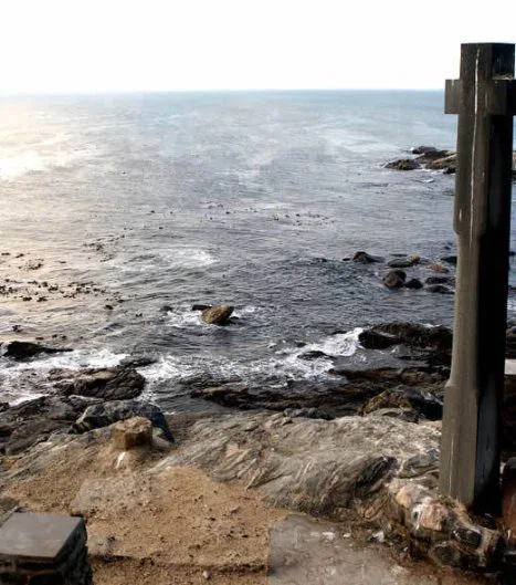 Erinnerung an die portugiesischen Seefahrer, die die Bucht bereits im 15. Jhd. entdeckten: das Diaz-Kreuz.