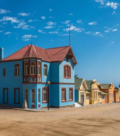 Architektur aus der Zeit des beginnenden
20. Jahrhunderts in der ältesten Stadt des Landes.