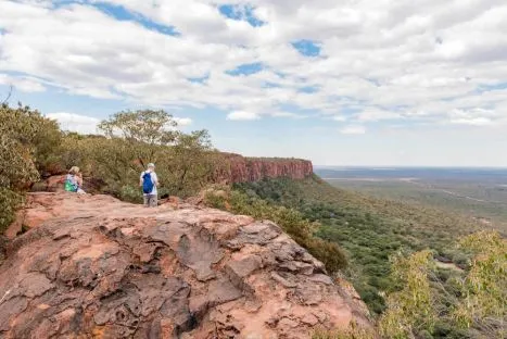 Der Ausblick vom Waterberg über das sich weit & ungezähmt erstreckende Land hat etwas Erhabenes...