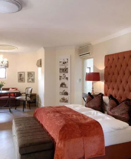 namibia-windhoek-heinitzburg-zimmer