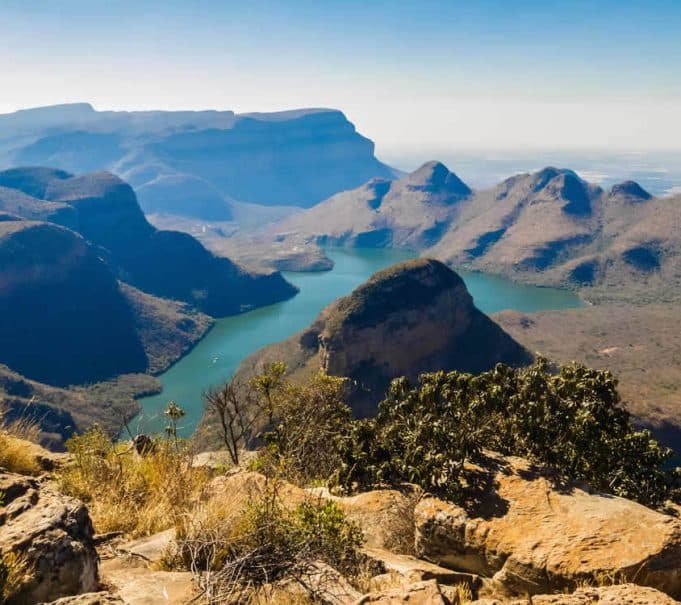 Sie besuchen die Panorama Route, eines der landschaftlich abwechslungsreichsten Gebiete
Südafrika's, mit ihren zahlreichen Sehenswürdigkeiten. suedafrika-blyde-river-canyon