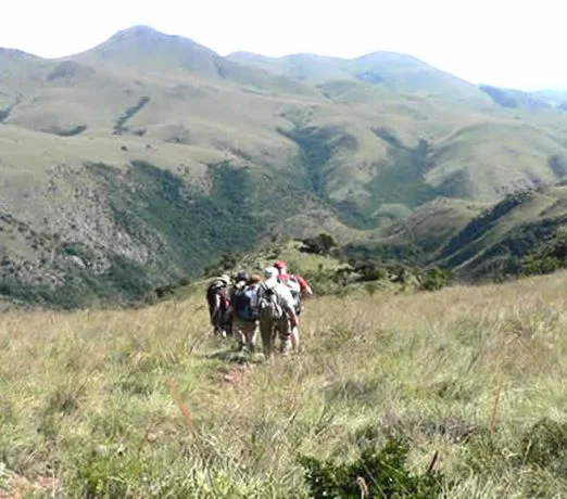Ihre Wanderungen führen zu den Gipfeln der Drakensberg Amphitheater-Region in ca. 3.000m Höhe! suedafrika-drakensberge-wanderung2