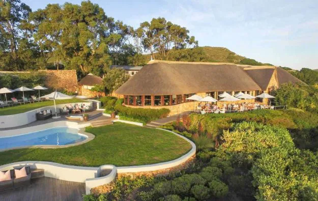 Ein heimeliges Fleckchen zum Ausklang
Ihrer Reise. Auf der wunderschönen
Grootbos Lodge haben Sie ein paar Tage
Zeit, alle gewonnenen Eindrücke Revue
passieren und Ihre Seele baumeln zu
lassen!