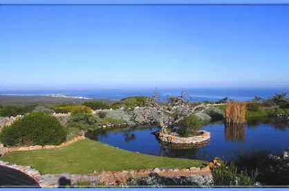 Herrliche Plätze für die Zeremonie gibt es auf Grootbos mehr als genug.