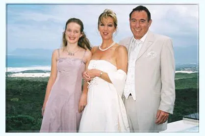 Strahlende Gesichter - wen wundert's:
in solch' einer Umgebung!