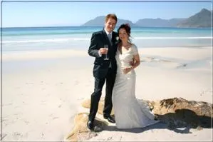 Herzlichen Glückwunsch und auf Ihr Wohl!