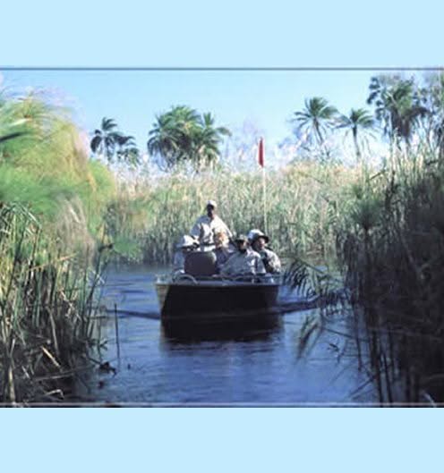 Das Okavango Delta - weltweit einziges Inlanddelta eines Flusses. Dieses Geflecht aus Inseln und Wasserarmen, Lagunen und Seen ist unvergleichlich.